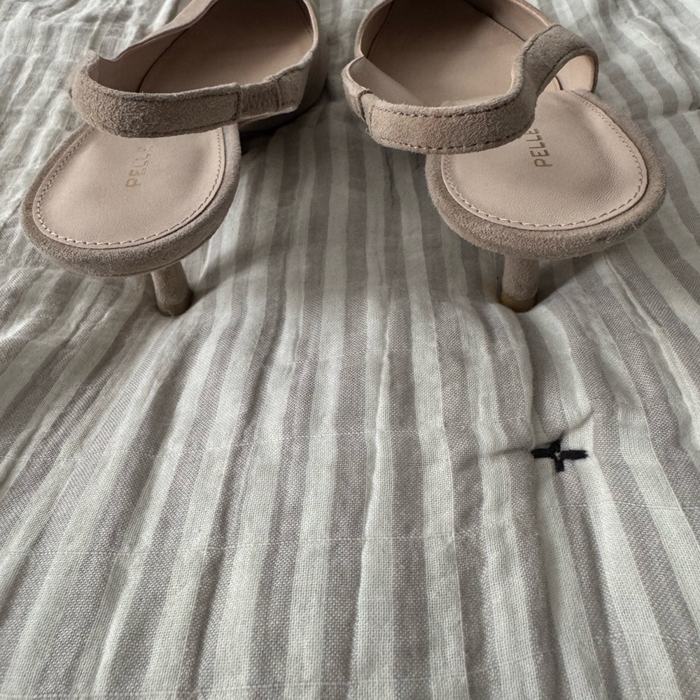 Minimalistic suede slingbacks - Picture 3 of 4